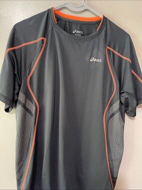 ASICS Men’s Gray Swim Rash Guard with Orange Trim
